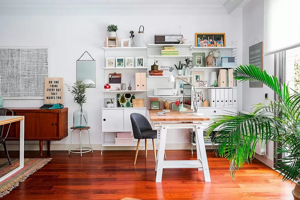 Cómo crear una zona de trabajo en casa funcional y atractiva: consejos de organización y diseño