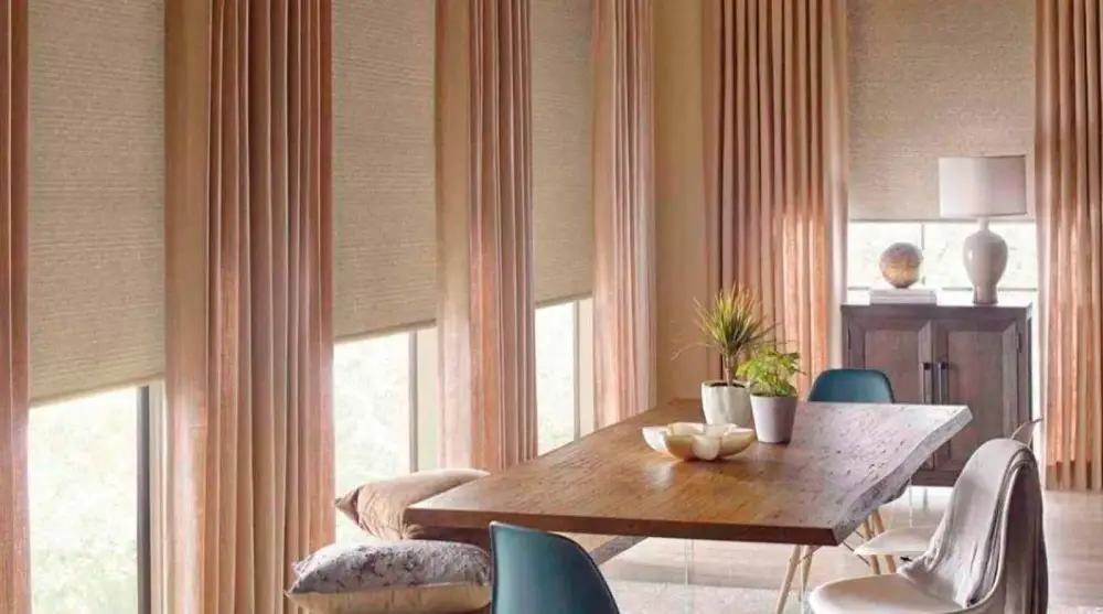 Consejos para elegir cortinas y persianas que complementen tu estilo