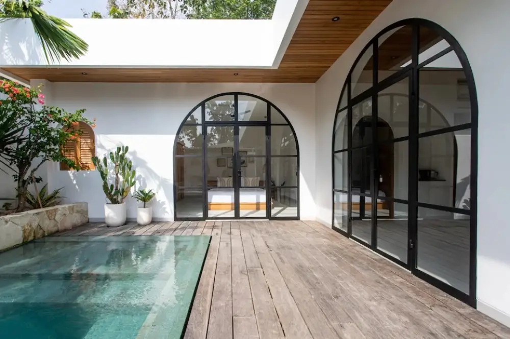 Elegancia de la geometría en ambientes espaciosos